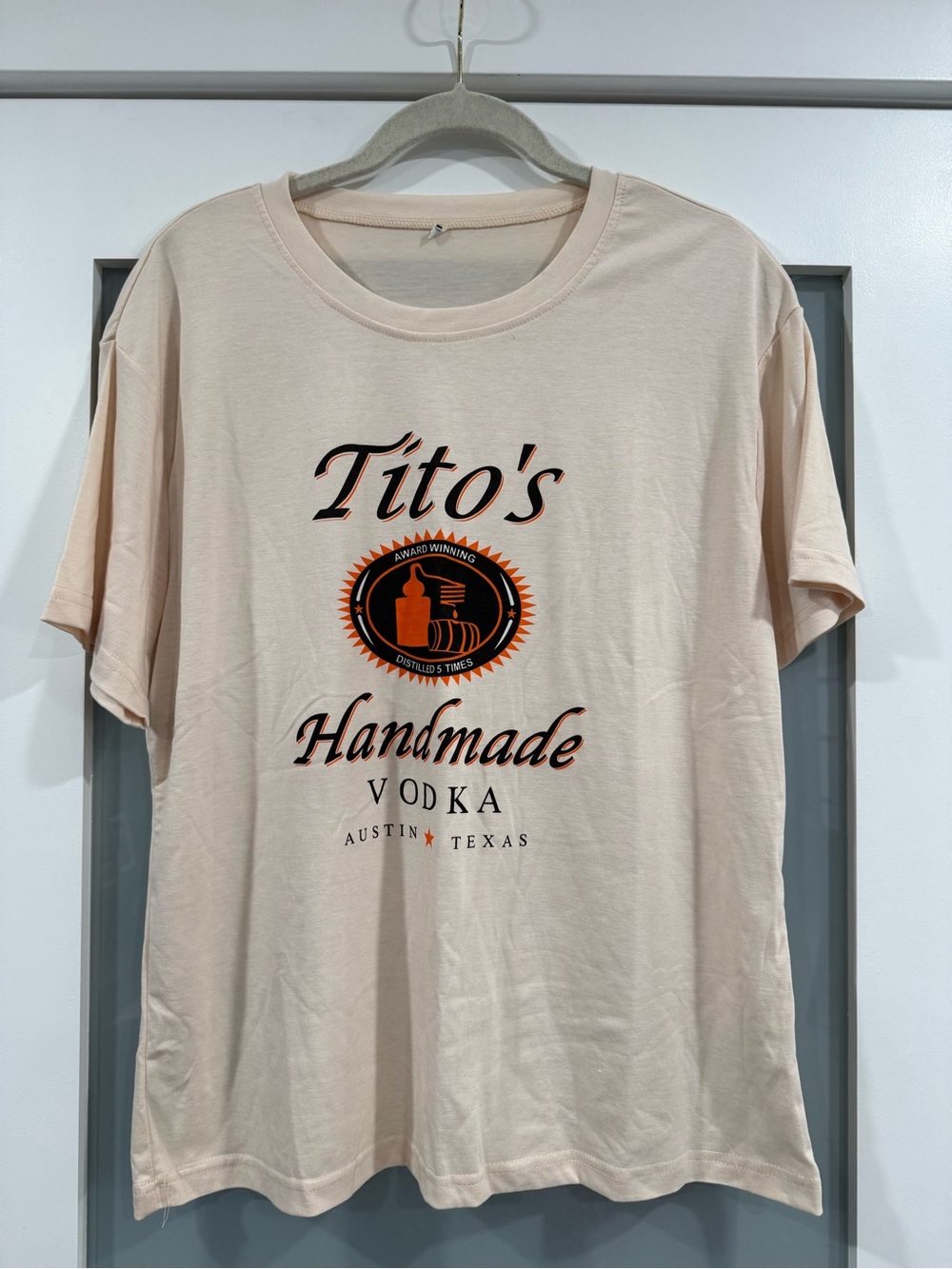 T-shirt Handmade Vodka Logo - size 1x-ptp 24 can fit large with a little loose